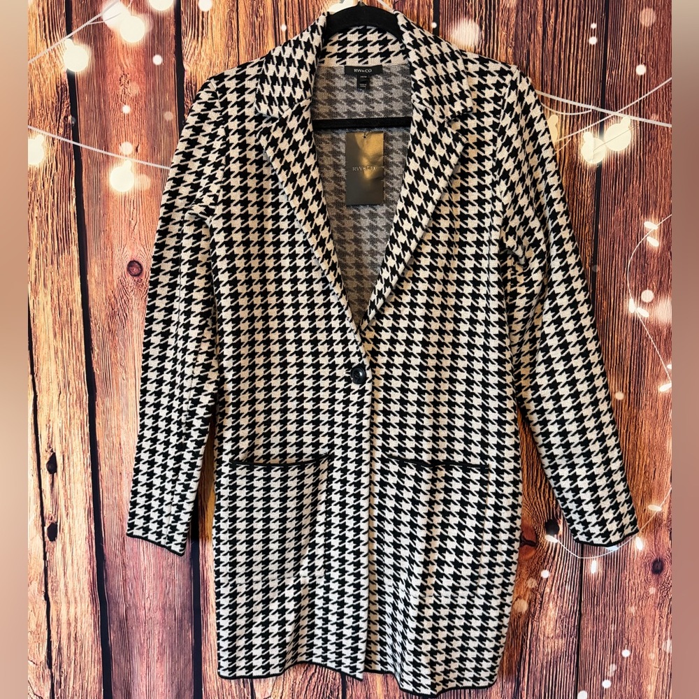 RW&CO. Black and White Houndstooth Sweater Blazer